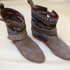 Cynthia Vincent Suede Bootie with Southwest Fabric (Sz 8)